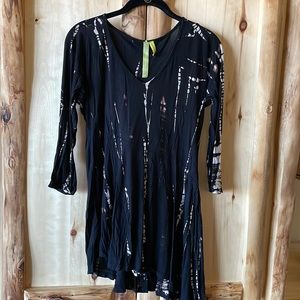 Green Dragon asymmetrical Top/Tunic M